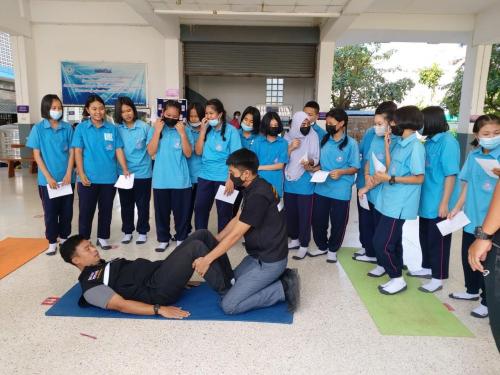 ทดสอบสมรรถภาพร่างกายกลุ่มเยาวชนอายุ ๑๔ ปี โรงเรียนในพื้นที่จังหวัดอ่างทอง
