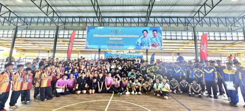 พิธีเปิดการแข่งขันกีฬาชิงชนะเลิศแห่งจังหวัดอ่างทอง ประจำปี 2568